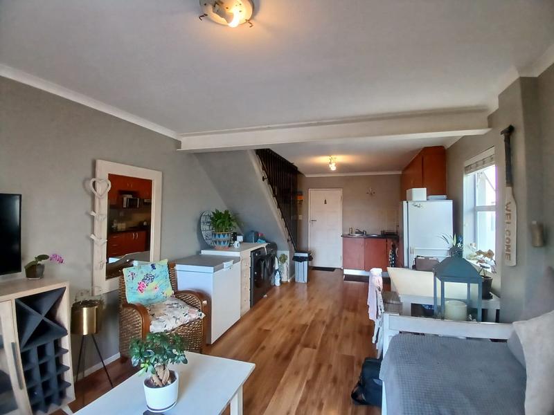 To Let 2 Bedroom Property for Rent in Gordons Bay Western Cape
